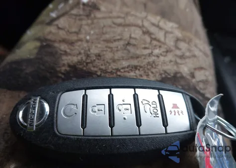 2019 Nissan Rogue Sv z USA, uszkodzony, nr VIN JN8AT2MV4KW377089